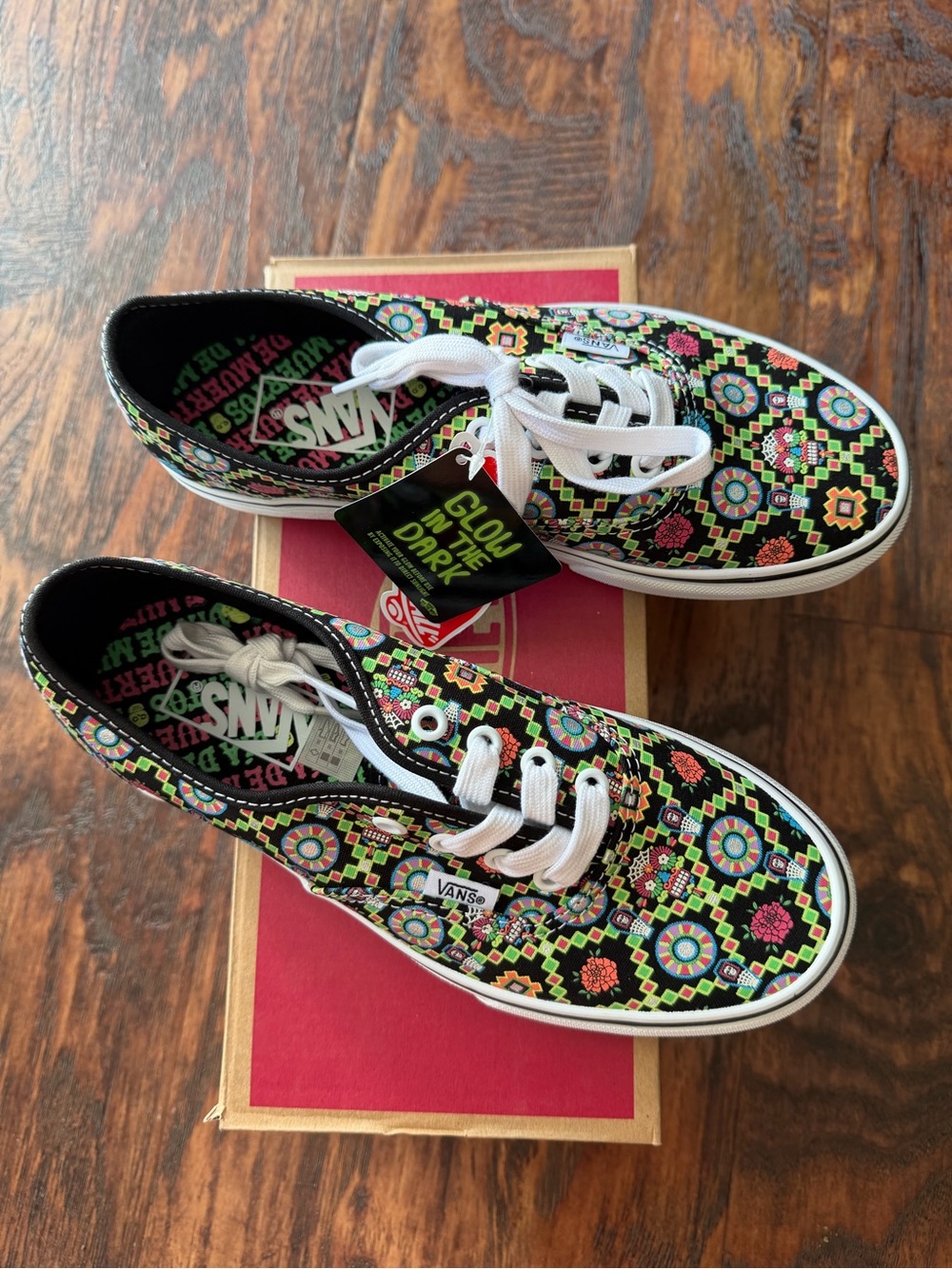 Vans Dia de los Muertos. Brand New
